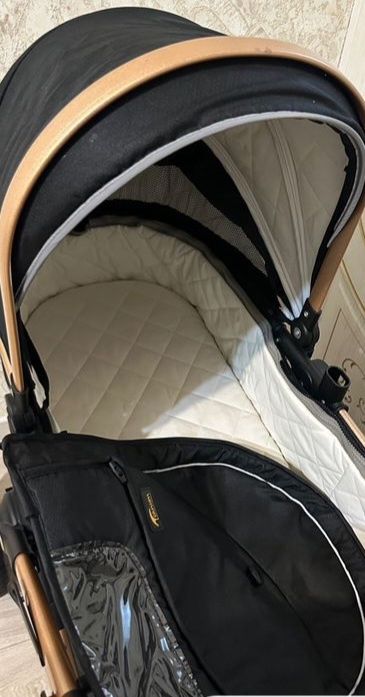 Коляска 3в 1 в отличном состоянии