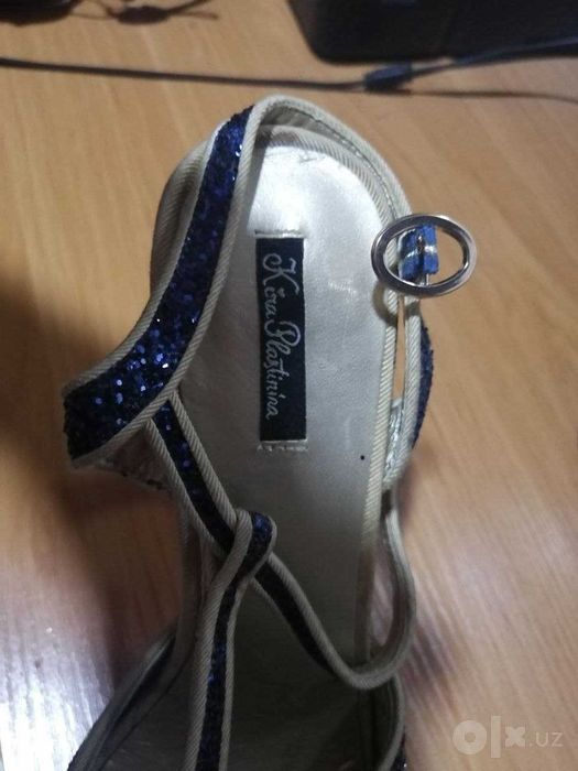 Продаются босоножки нарядные, модные
