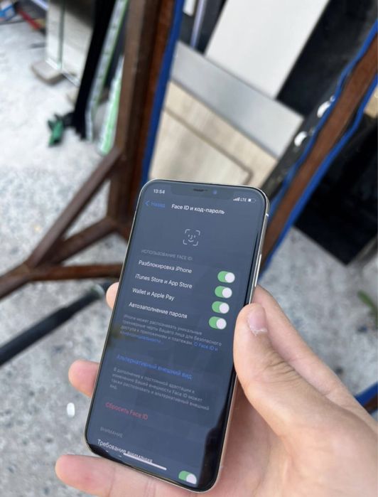 Iphone x срочно в изумительном состояний