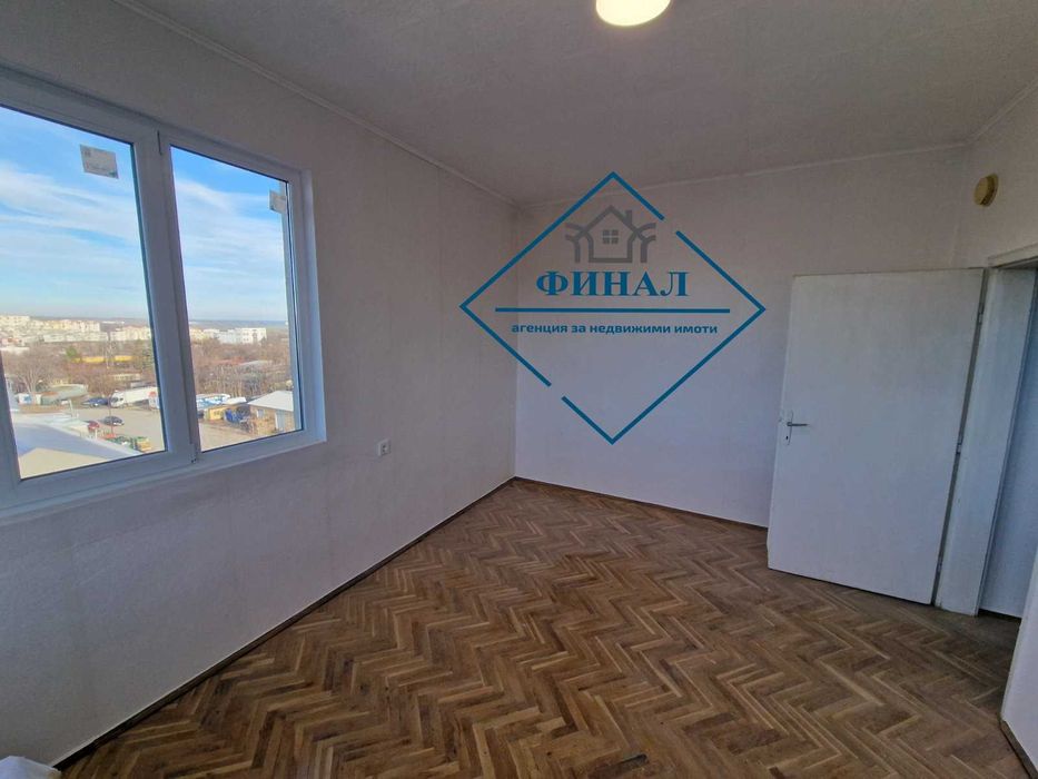 Продава се Тристаен апартамент в Шумен, Добруджански - 78 кв.м за 1275 €/кв.м - Снимка #4
