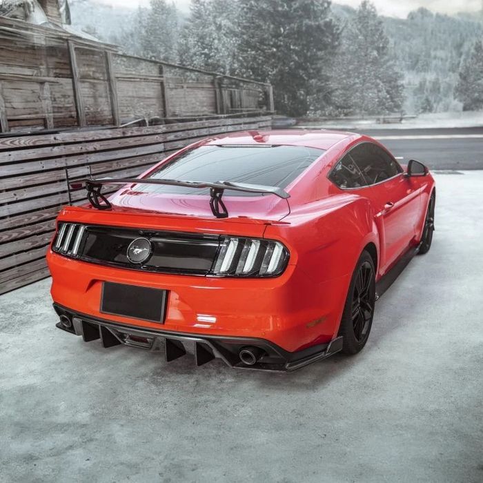 Eleron portbagaj GTS Vorsteiner Ford Mustang Camaro Dodge
