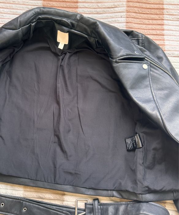 Продаю кожаную куртку