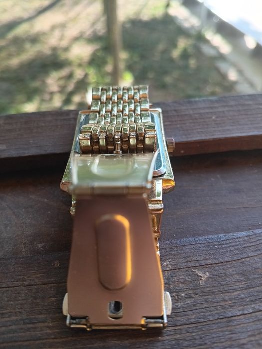 Часовник нов GIANELLO.