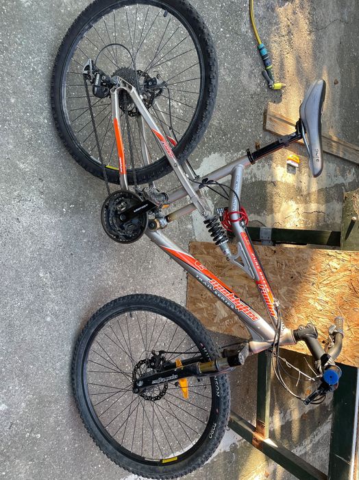 Bicicleta MTB sau de oras