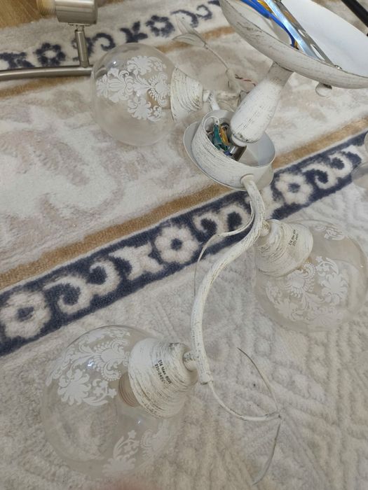 Люстры по 1000 тенге