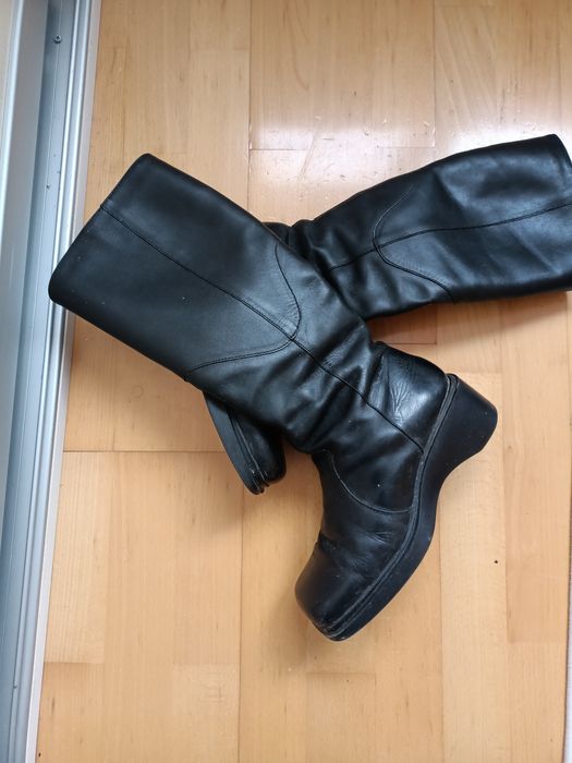 Cizme inalte din piele naturala cu talpa ortopedica