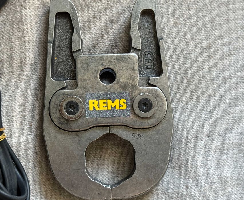 Presa REMS Mini Press 22V ACC 2024 cu 5 Bacuri M15 M18 M22 M28 M35 Kit