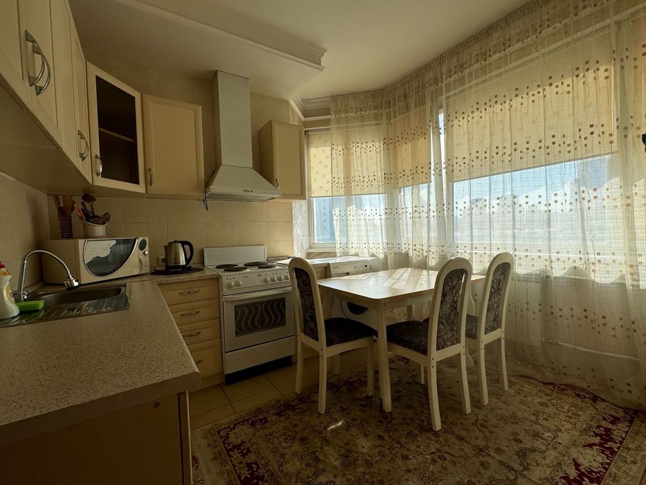 Квартира посуточно р-н Байтерек