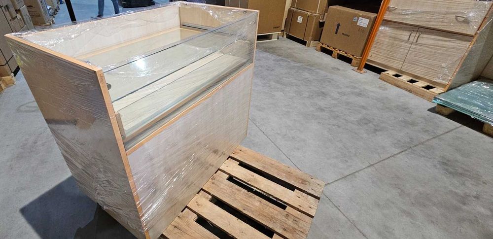 Модулни витрини и шкафове за магазин