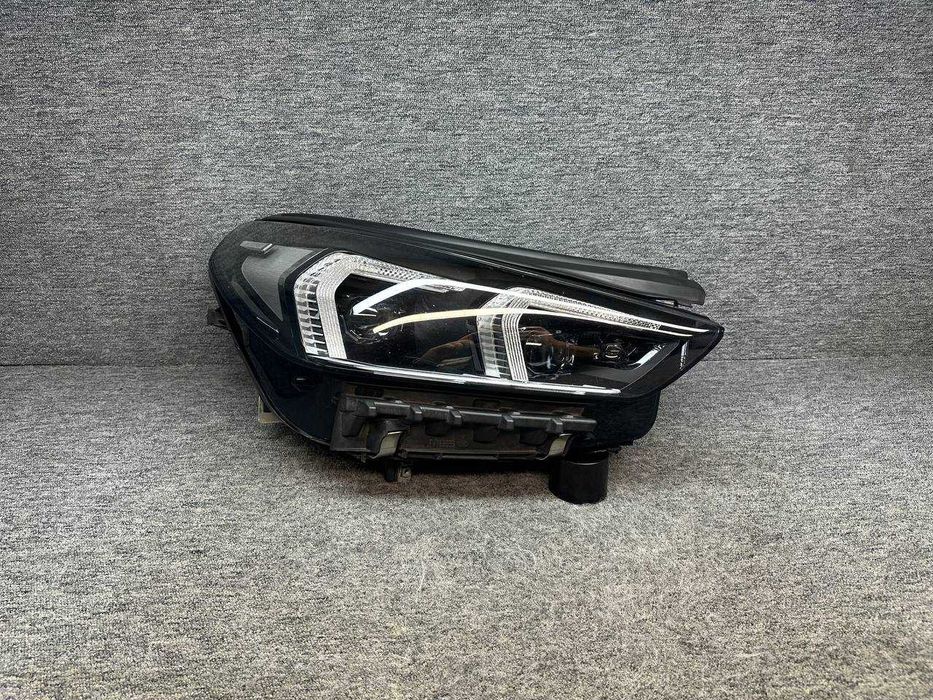 Far dreapta led adaptiv BMW X1 U11