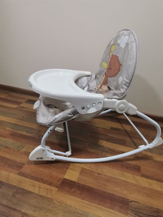 Музикален шезлонг за бебе Chipolino Enjoy