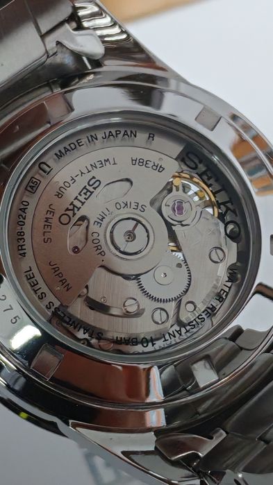 Vând Seiko Selection ca nou.
