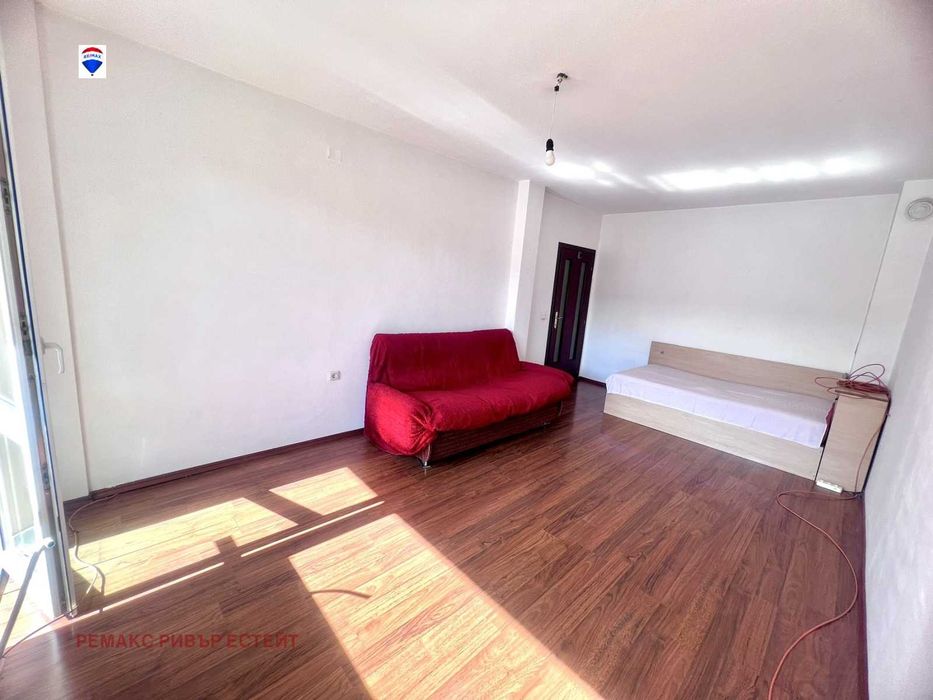 Дава се под наем Тристаен апартамент в Русе, Родина 1 - 78 кв.м за 255 € - Снимка #3