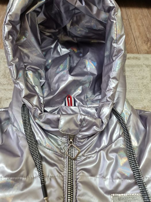 Куртка весна-осень на девочку