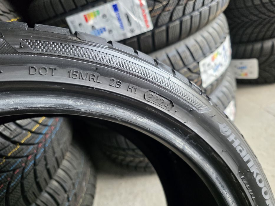 225/40/18 HANKOOK 2бр