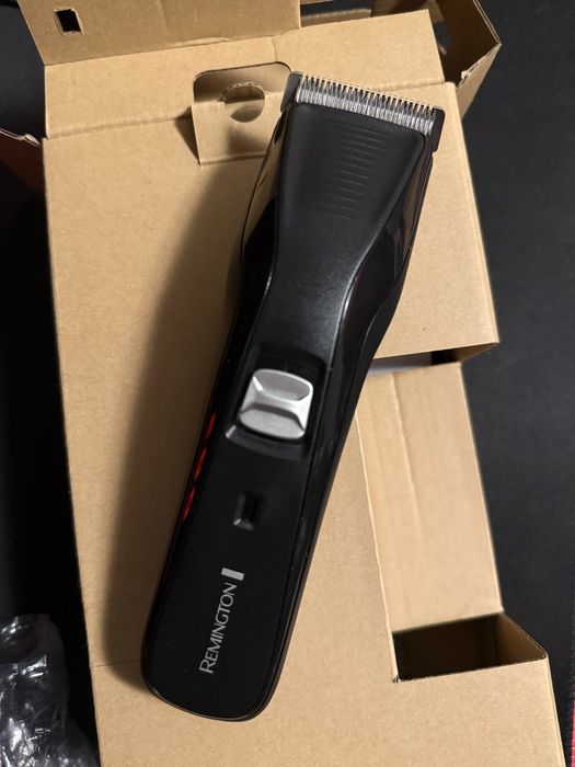 Aparat de tuns parul si barba Remington HC5200