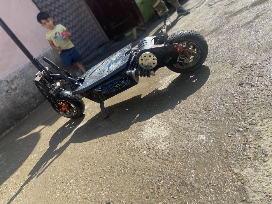 Vand sau schimb cu orce