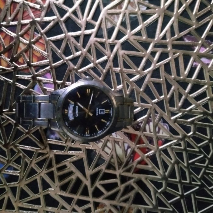Часы casio продаю