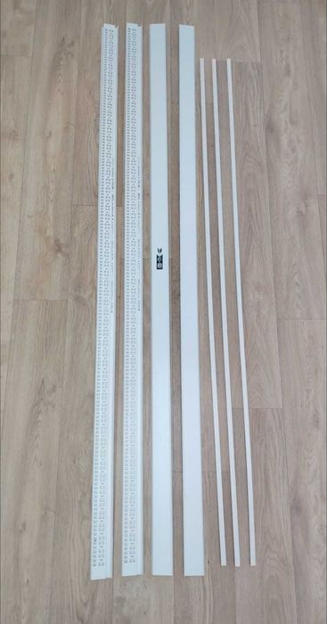 Новые плинтуса остались после ремонта