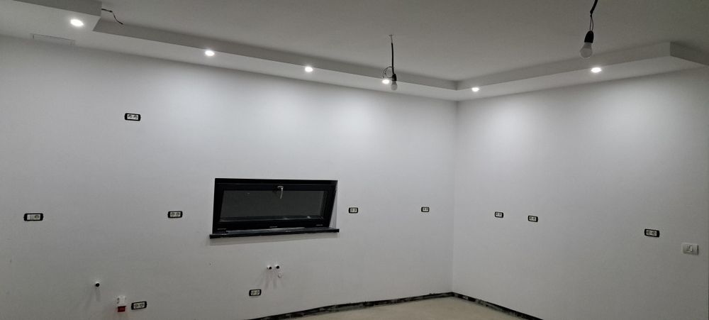 Vand vila/casa Vladimirescu pe un singur nivel