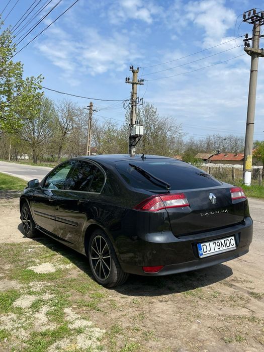 Renault Laguna .