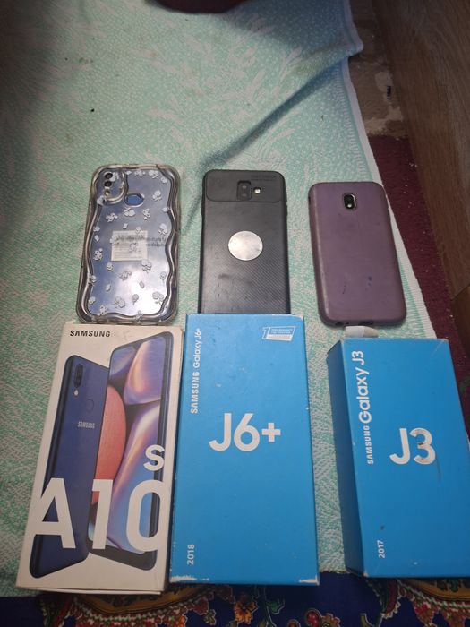 Телефонлар сотилади