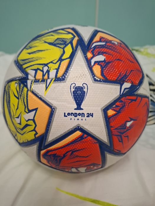 Minge de fotbal adidas