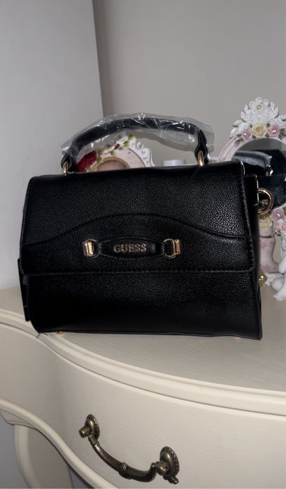 Сумка Guess новая
