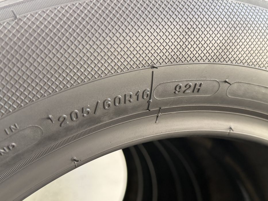205/60/16 Kleber 4Броя: 250€ на 100км Всесезонни гуми