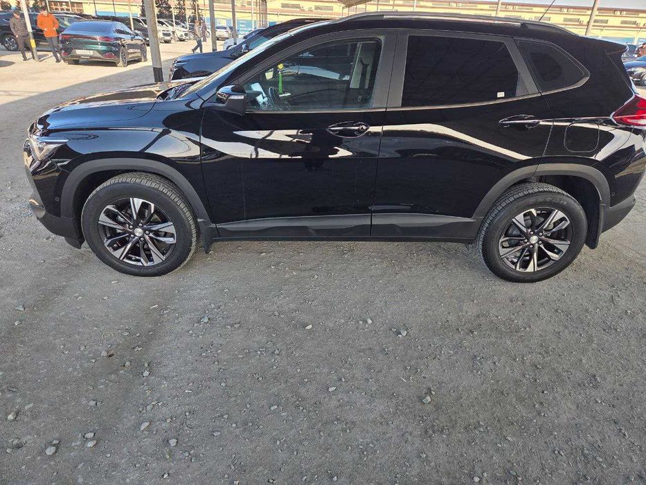 tracker 2 premier 2023 arzon narxda sotiladi