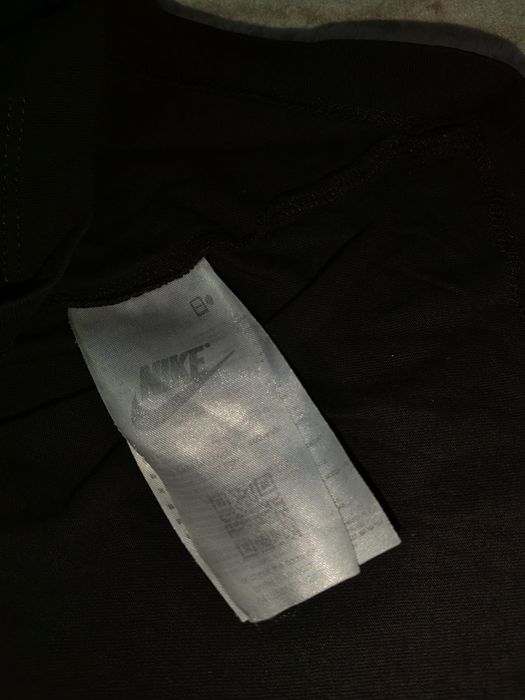 Nike Air Swoosh, Adidas