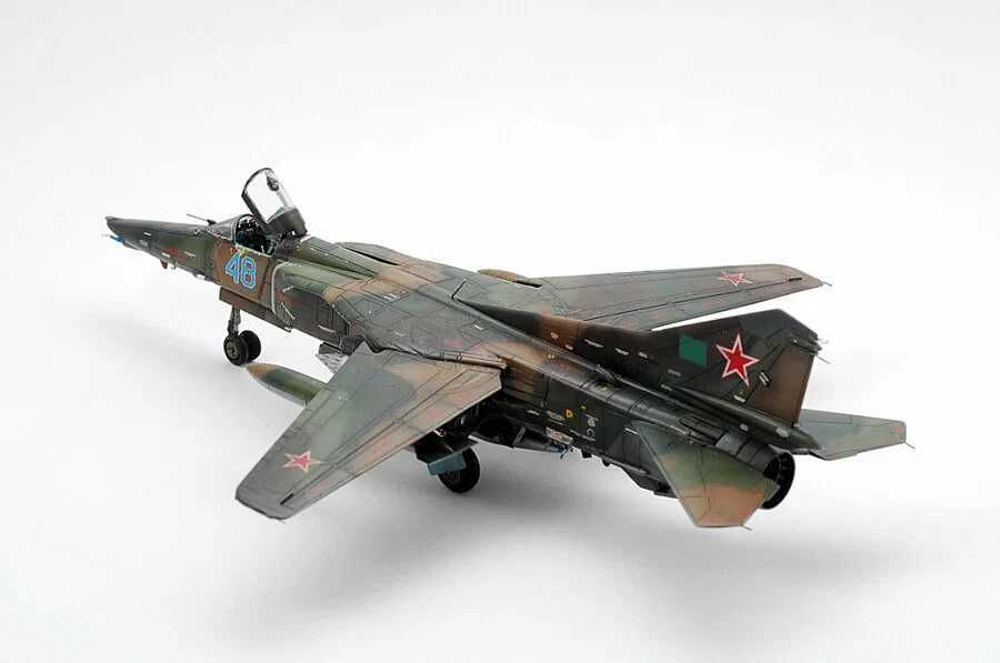 Сборная модель самолета МиГ-27 (Звезда, 1:72)