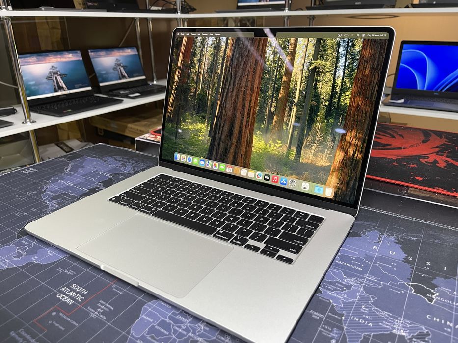 Macbook Air 15 M2/8Gb/SSD256GB