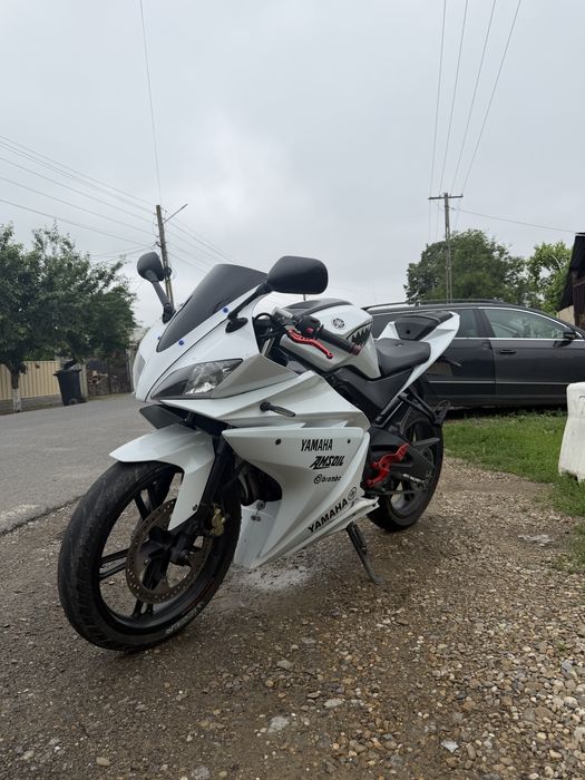 Yamaha yzf r125 2010 A1