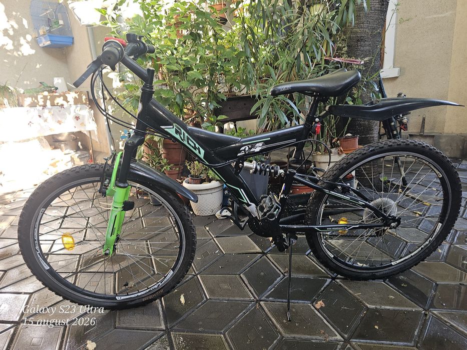 Bicicleta 24" copii 13 - 16ani, max.90kg
