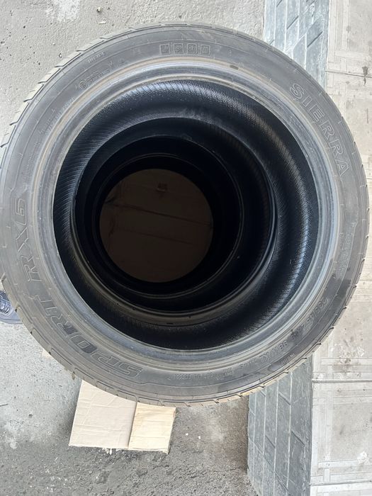 Продам шины летние 235/45 R18