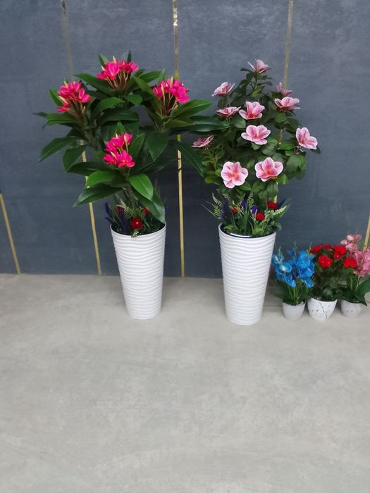 Вазы и искусственные цветы |  Suniy gullar