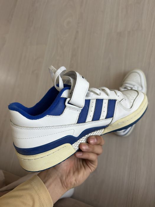 Adidas forum low