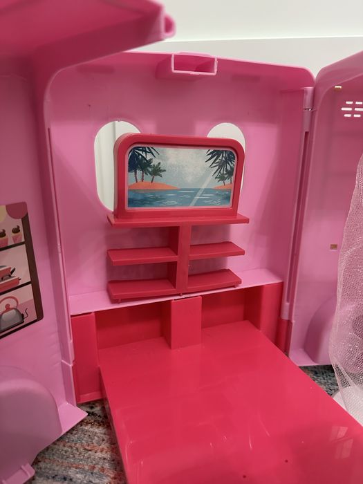 Rulota papusa Barbie