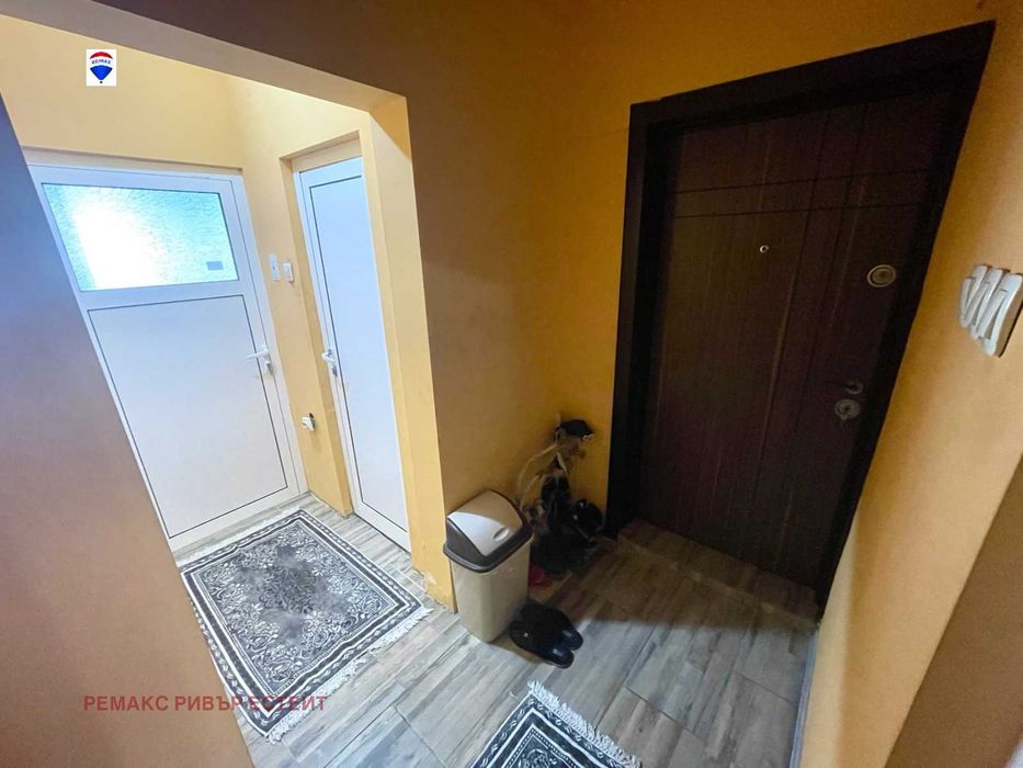 Продава се Тристаен апартамент в Русе, Здравец - 70 кв.м за 1623 €/кв.м - Снимка #12