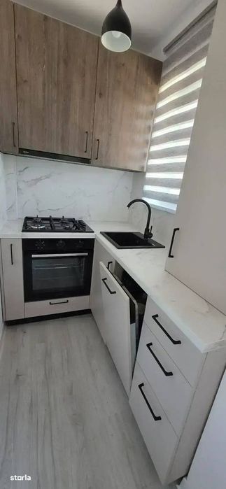 2 Camere Otopeni Central | Prima Inchiriere | Parcare Subterana — fotografia 1