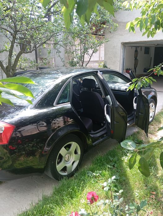 AUDI A4 2004 — imagine 5