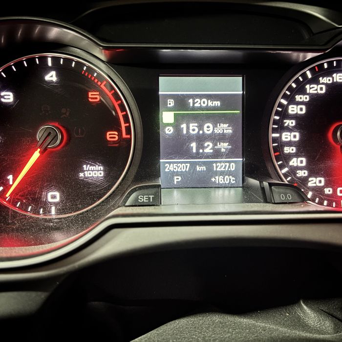 vand URGENT Audi A4 2L 190Cp CUTIE AUTOMATA An 2015 euro 6