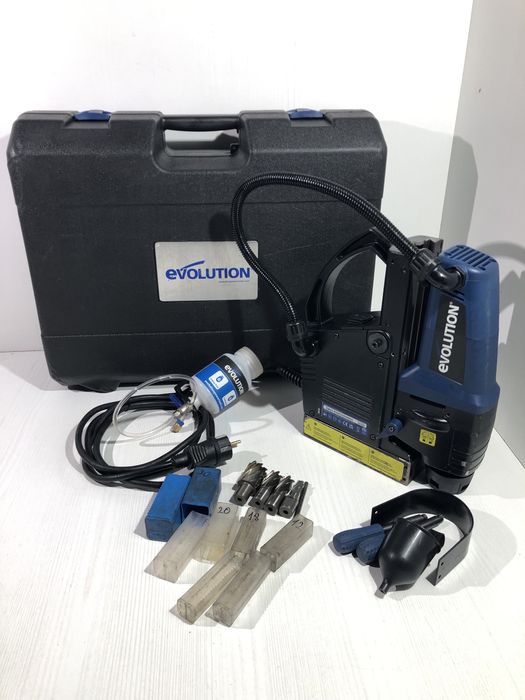 Mașină de găurit cu talpă magnetică Evolution EVOMAG42