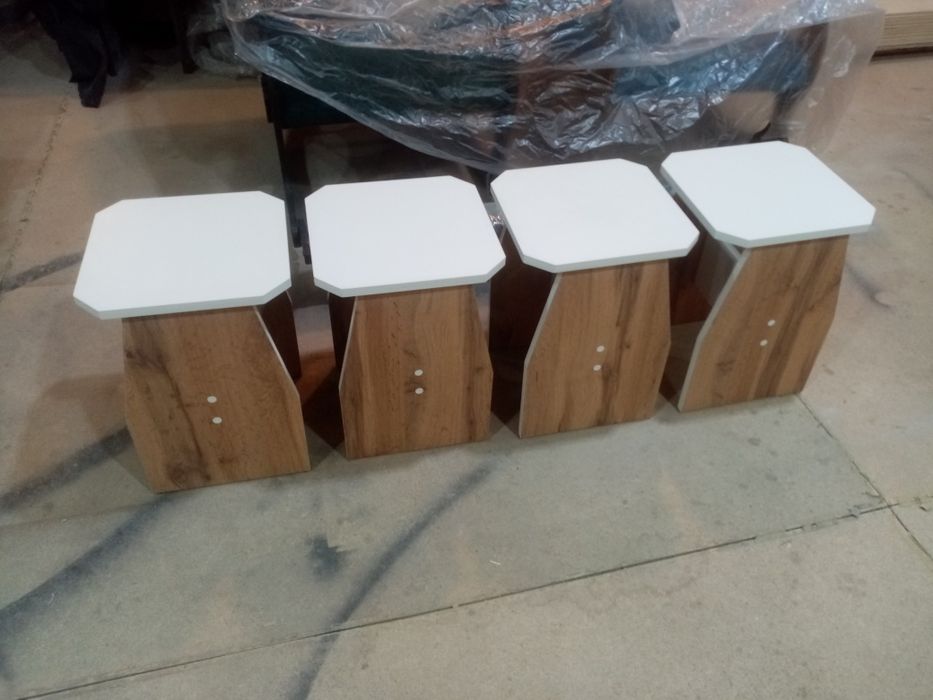 Продам новые кухонные табуретки!