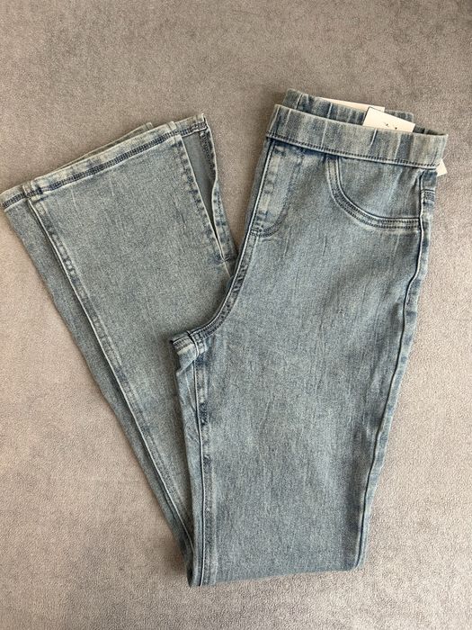 дънки за момиче с цепка