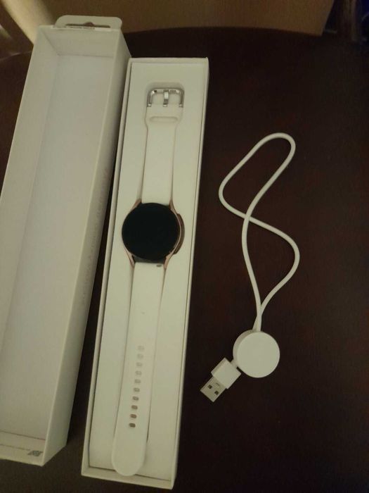 Модел: Galaxy Watch4