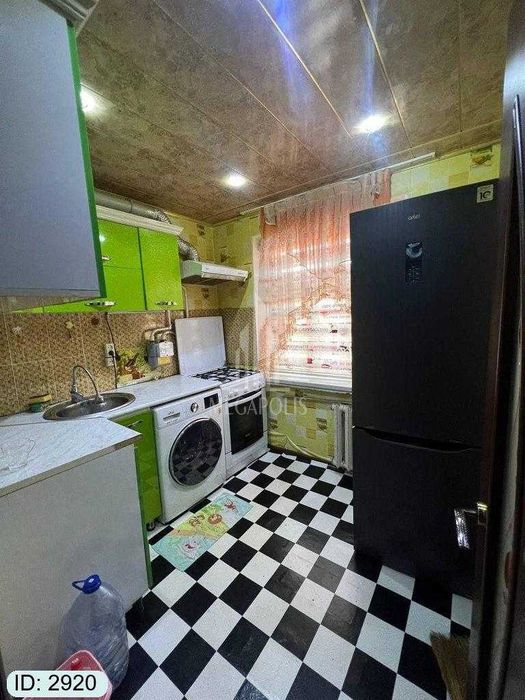 gorgaz saodat restarani tarafda 2 xonali  kvartira sotiladi №2920