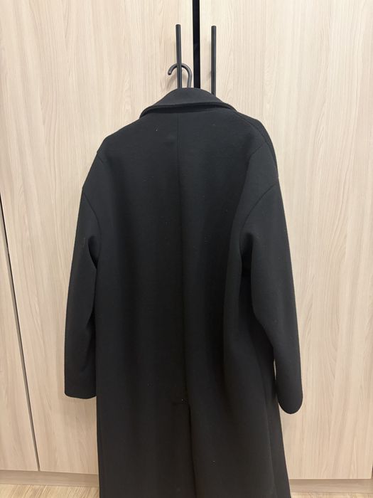Zara почти новая пальто