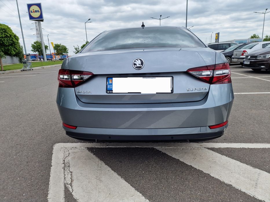 SKODA Superb 2019 — imagine 2